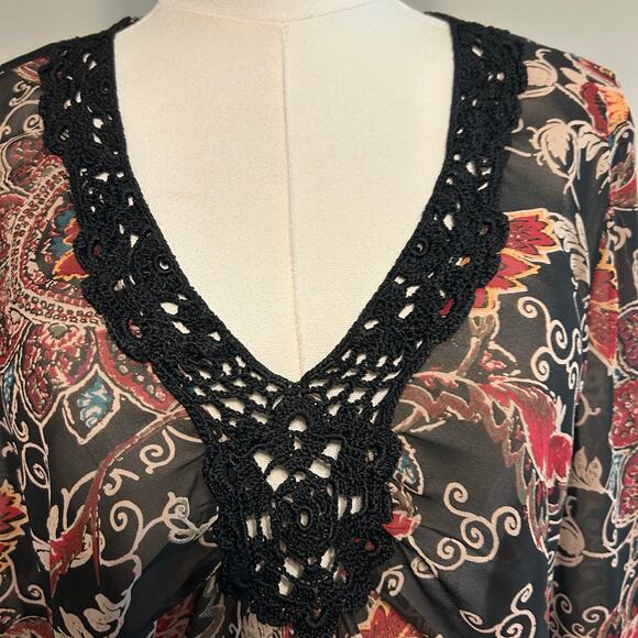 Bandolino Crochet SZ 14 Top Black Flower Tunic Boho Y2K Long Sleeve Pleated - Picture 2 of 10